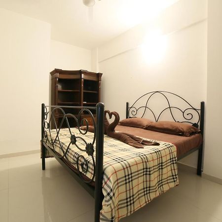 Acons Palm Beach Alibag Luaran gambar
