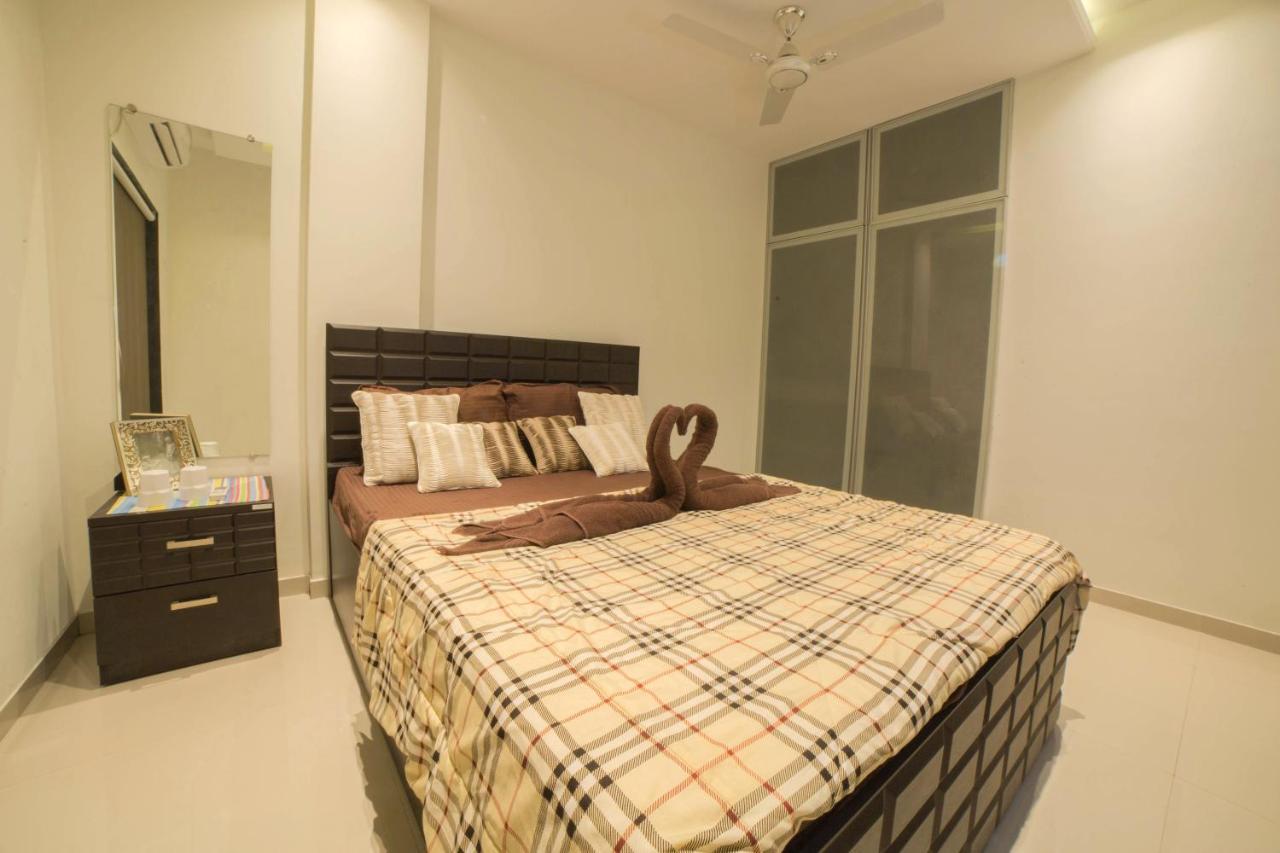 Acons Palm Beach Alibag Luaran gambar