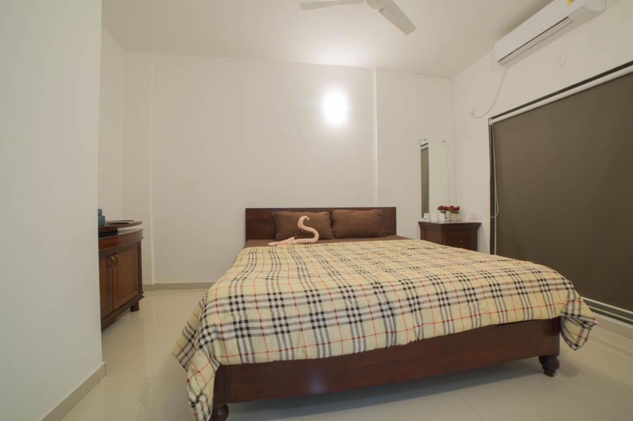 Acons Palm Beach Alibag Luaran gambar