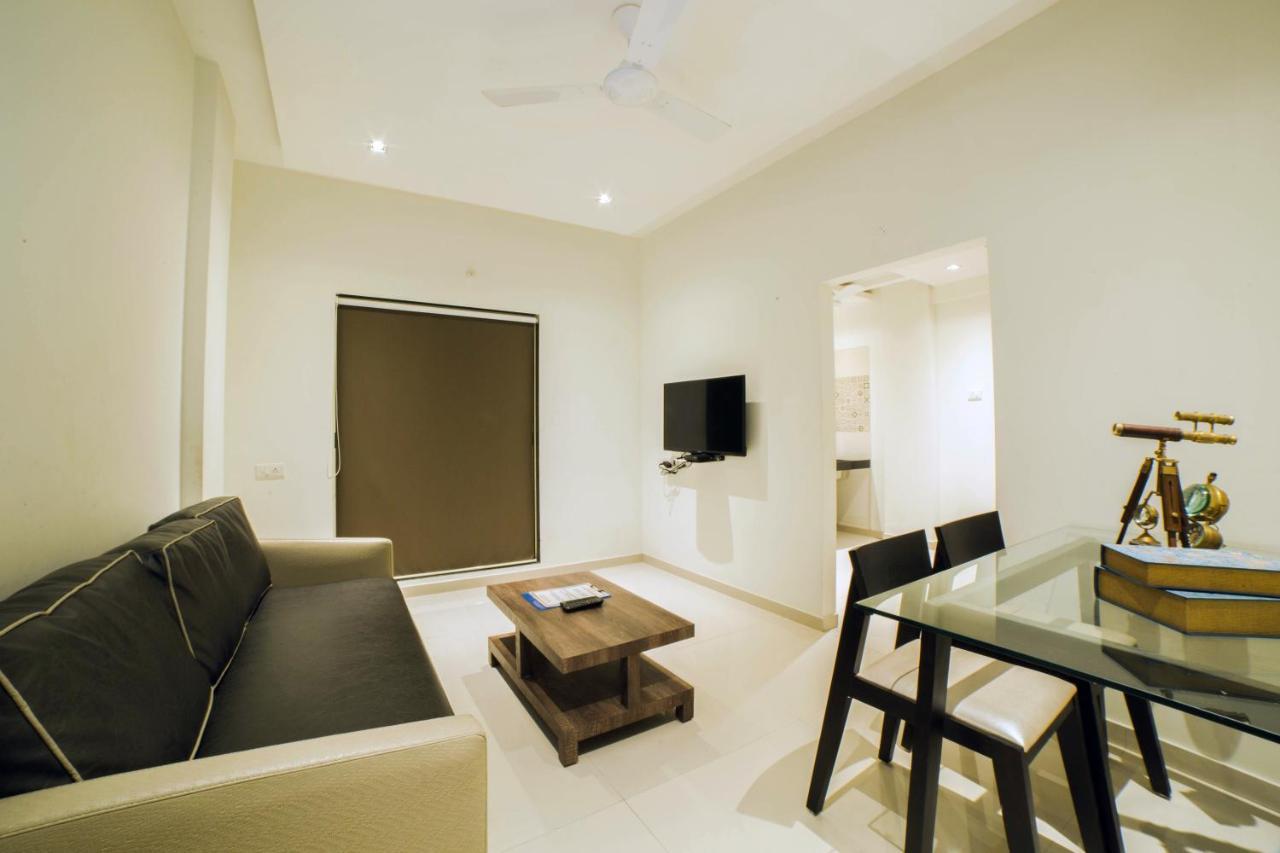 Acons Palm Beach Alibag Luaran gambar